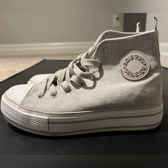 Faux-suede high top sneakers - Picture 2 of 5